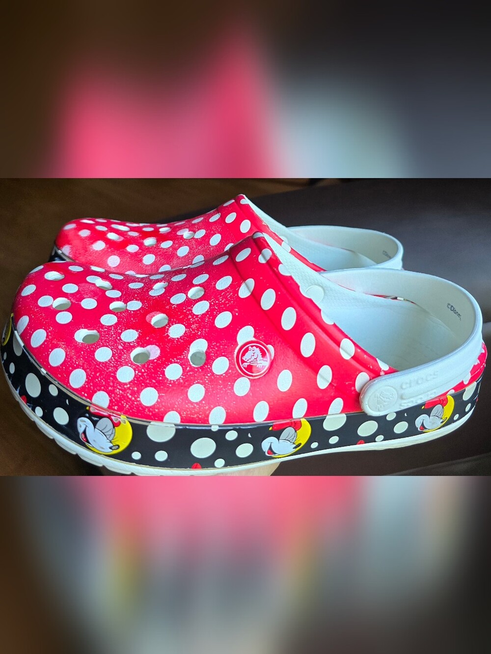 Sz 7 Men's/9 Women's CROCS CROCBAN DISNEY MINNIE MOUSE Polka Dot Clogs